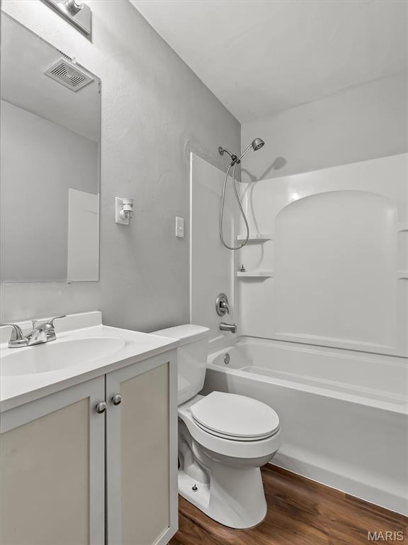 212 Lindy Boulevard Ballwin, MO 63021 - Photo 15 of 27