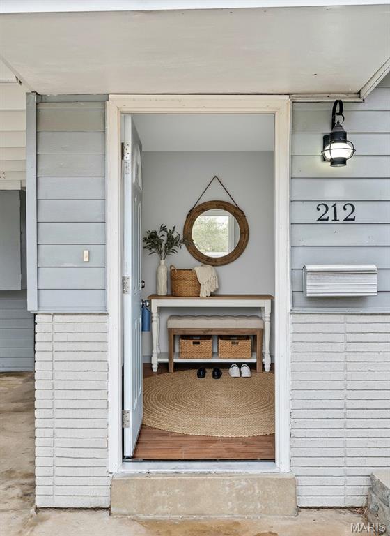 212 Lindy Boulevard Ballwin, MO 63021 - Photo 3 of 27