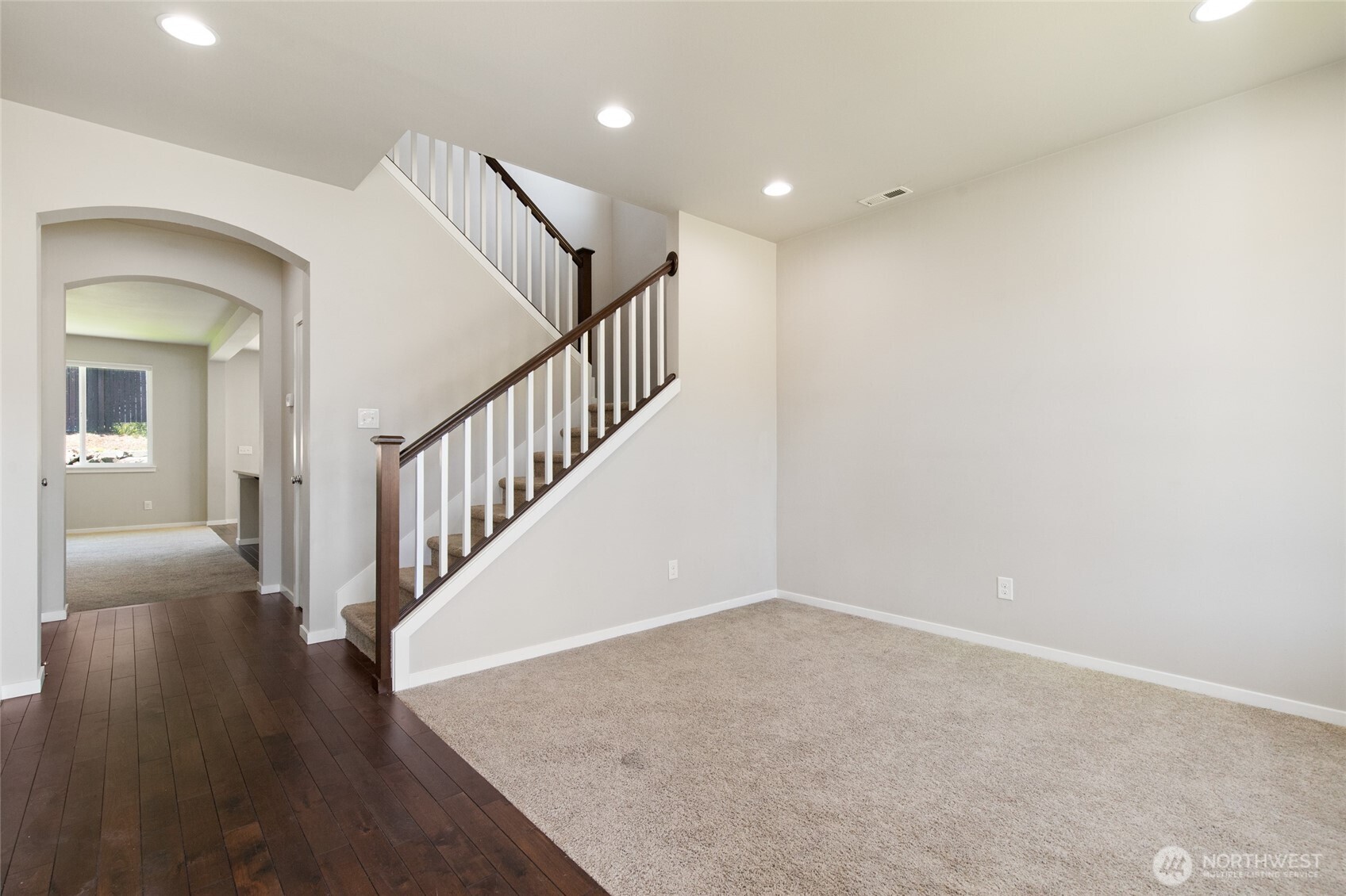 16314 5th Avenue Southeast Bothell, WA 98012 - Photo 5 of 36