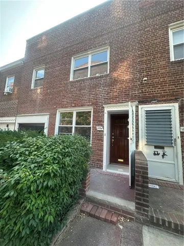 $839,999 | 1484 East 16th Street | Midwood