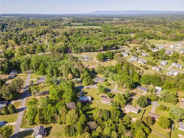 $240,000 | 125 Clairmont Drive, Calhoun, GA 30701