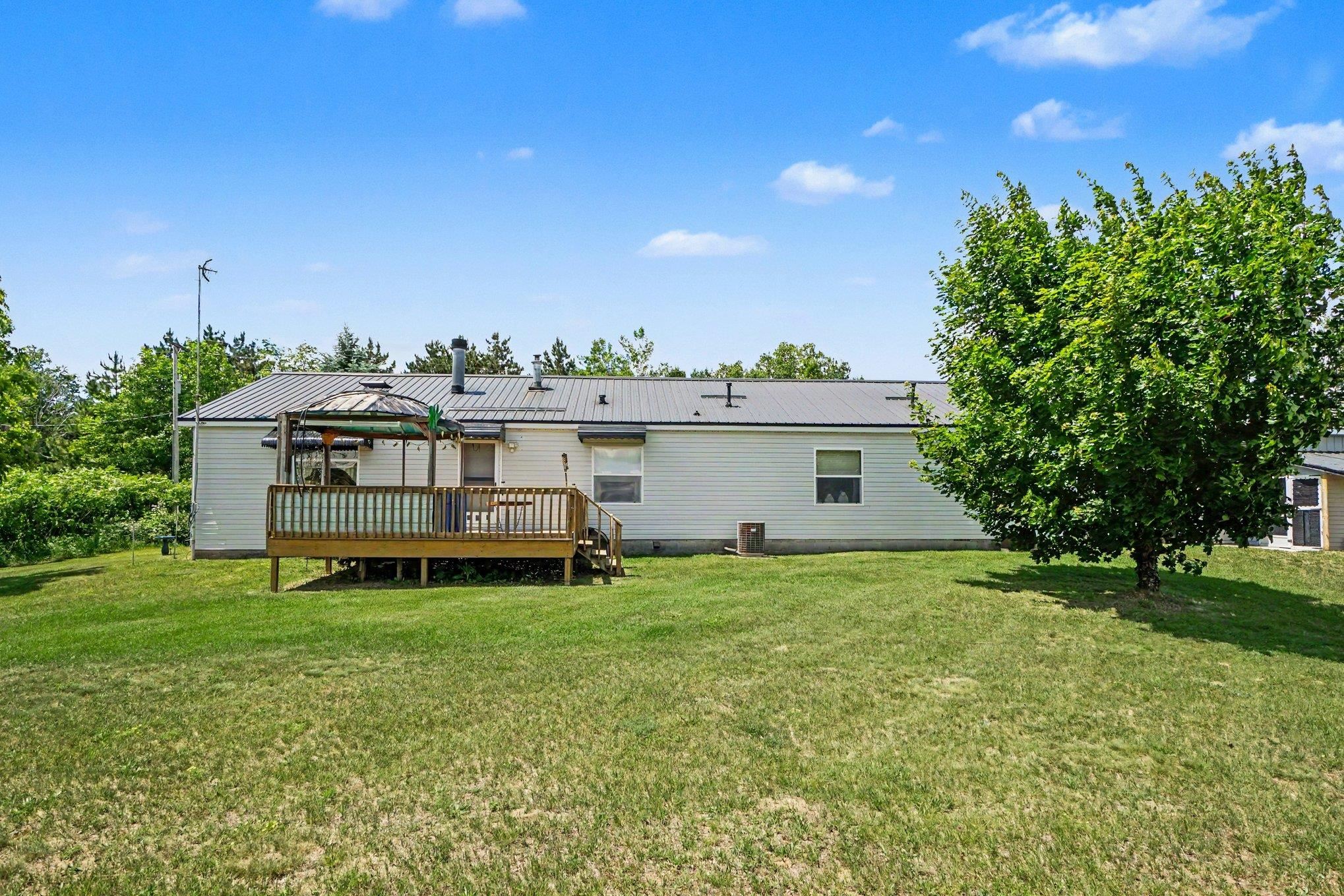 9145 Lydell Road Farwell, MI 48622 - Photo 25 of 27
