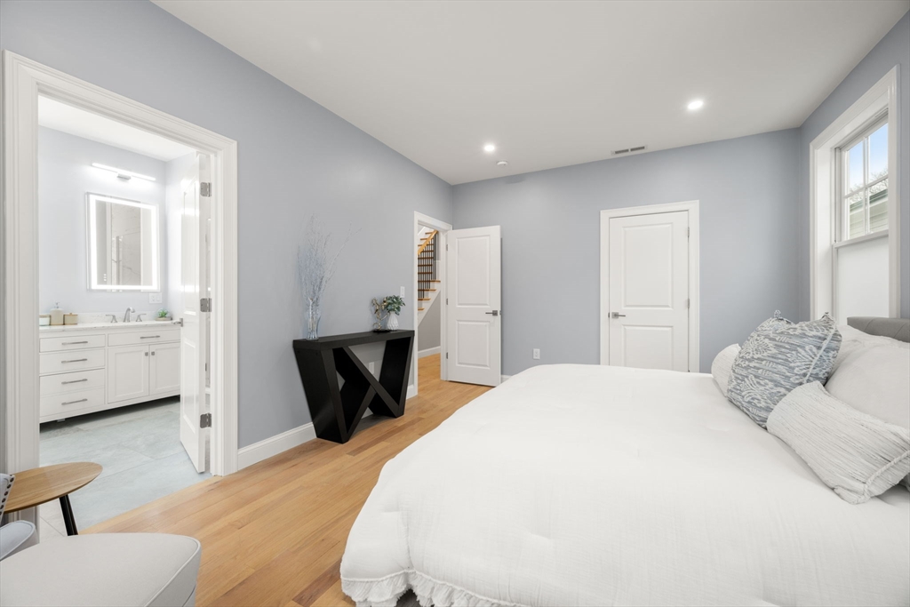 669 Boylston Street, Unit 669 Newton, MA 02459 - Photo 18 of 39