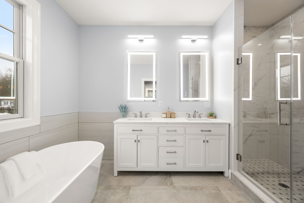 669 Boylston Street, Unit 669 Newton, MA 02459 - Photo 19 of 39