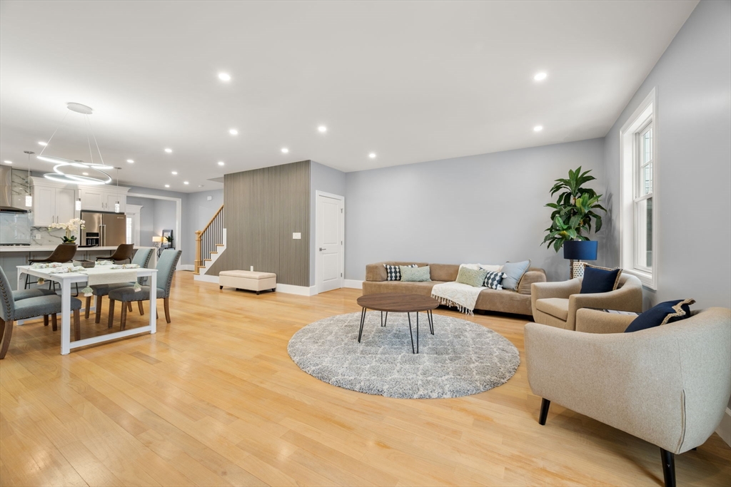 669 Boylston Street, Unit 669 Newton, MA 02459 - Photo 8 of 39