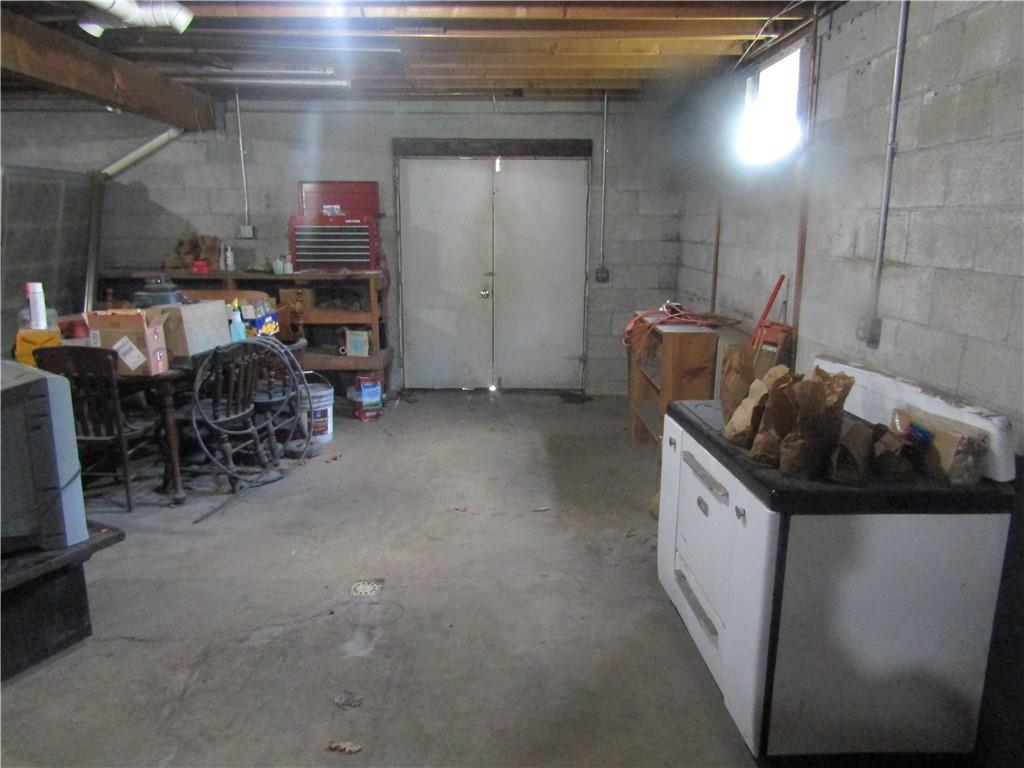 973 Kuhntown Road Somerset, PA 15501 - Photo 14 of 25 Gallery Image 14