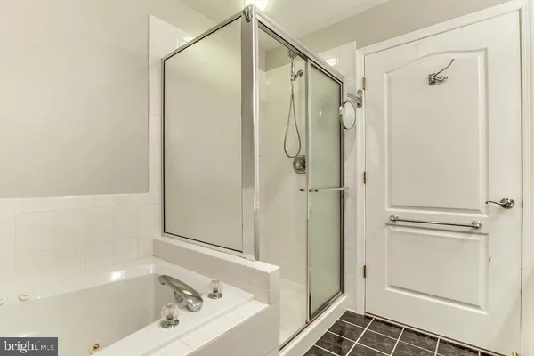 $3,150 | 6924 Fairfax Drive, Unit 238, Arlington, VA 22213