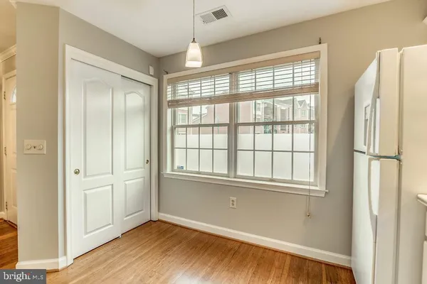 $3,150 | 6924 Fairfax Drive, Unit 238, Arlington, VA 22213