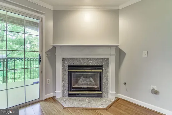 $3,150 | 6924 Fairfax Drive, Unit 238, Arlington, VA 22213