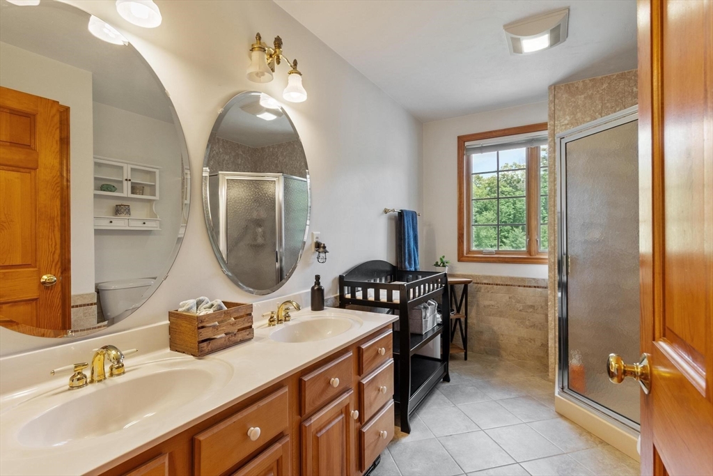 61 Newcomb Road Westminster, MA 01473 - Photo 14 of 42