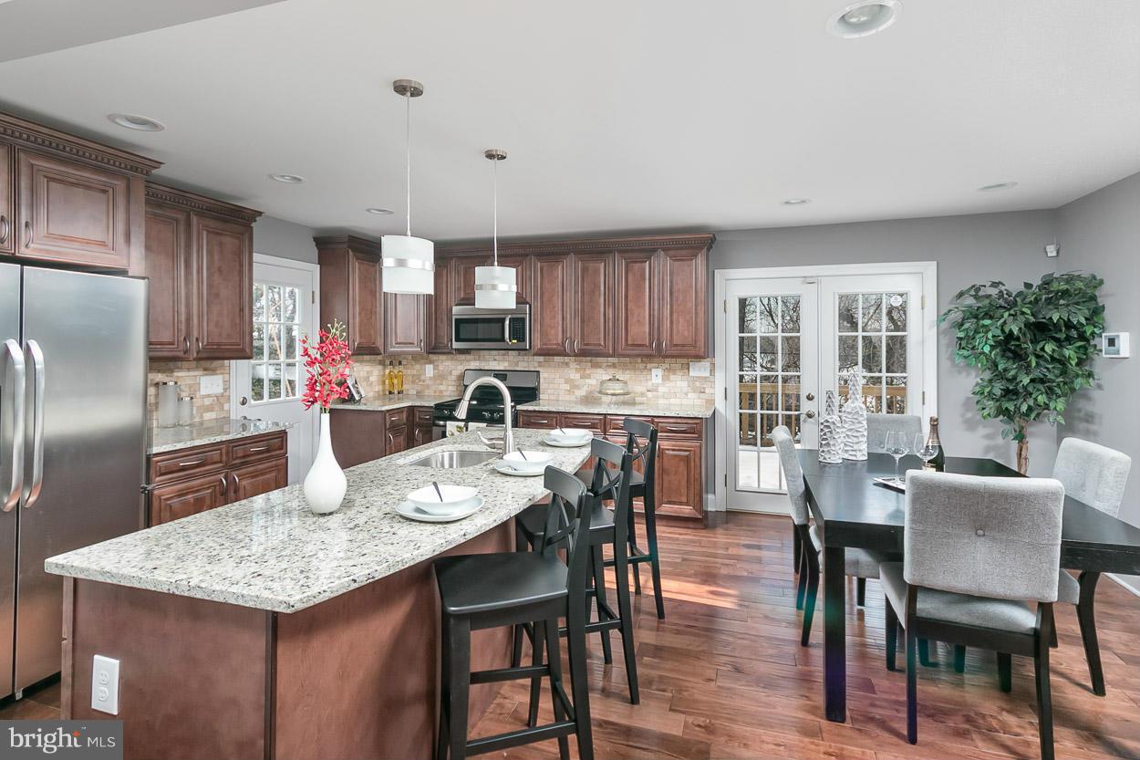 2122 Northland Road Baltimore, MD 21207 - Photo 1 of 30 Kitchen