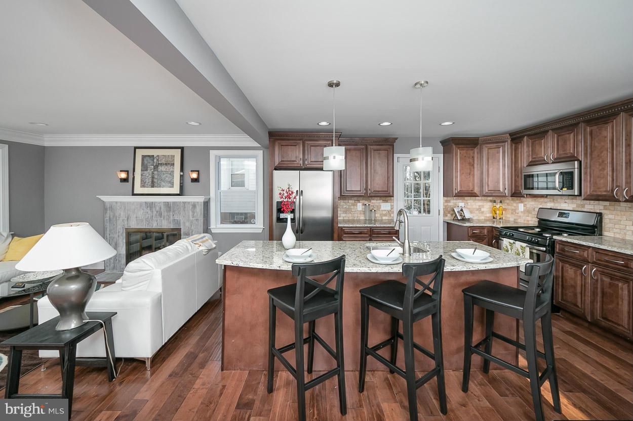2122 Northland Road Baltimore, MD 21207 - Photo 8 of 30 Kitchen