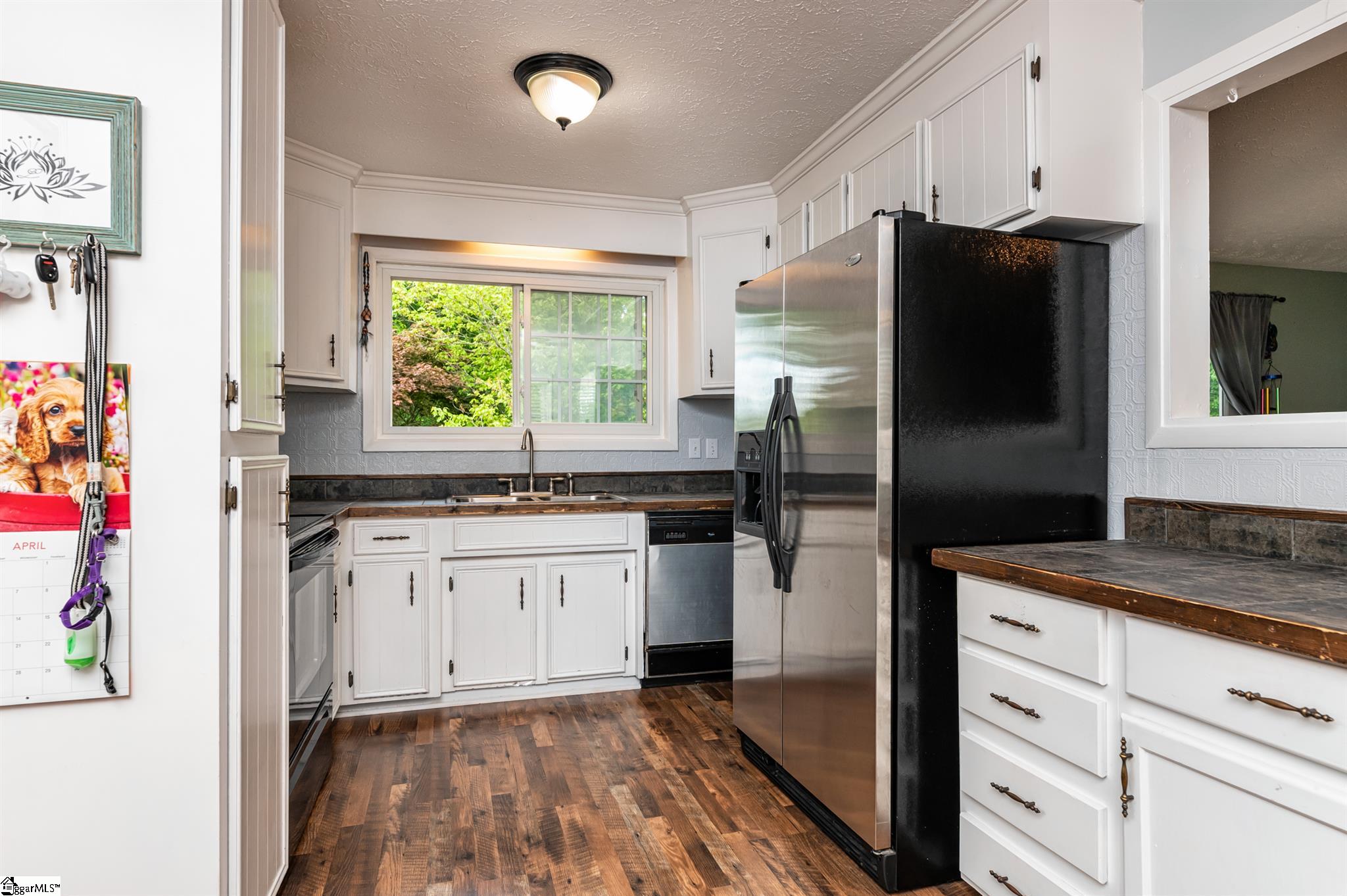 3304 Locust Hill Road Taylors, SC 29687 - Photo 3 of 31 Gallery Image 3