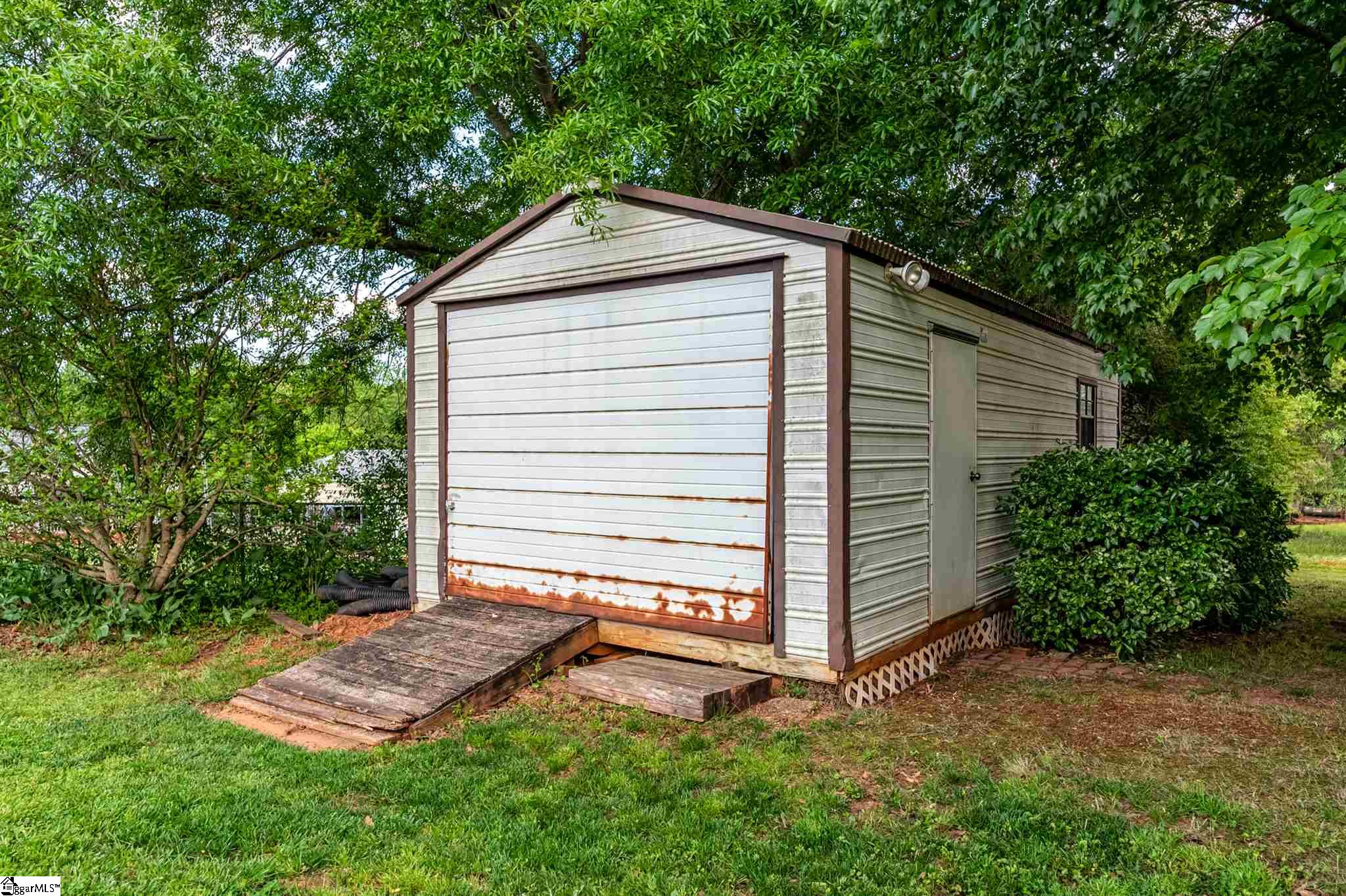 3304 Locust Hill Road Taylors, SC 29687 - Photo 29 of 31 Gallery Image 29