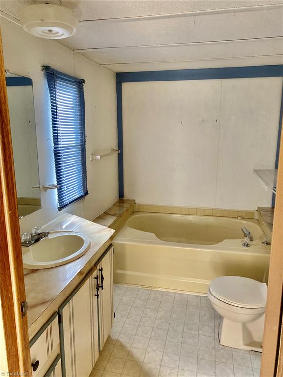 112 Union Hill Road East Bend, NC 27018 - Photo 14 of 18 Gallery Image 14