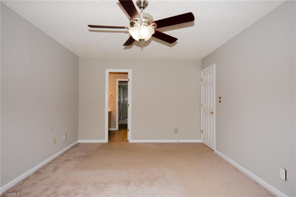 323 Canterbury Road High Point, NC 27262 - Photo 13 of 30 Gallery Image 13