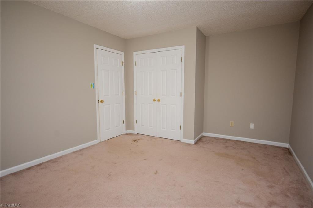323 Canterbury Road High Point, NC 27262 - Photo 20 of 30 Gallery Image 20