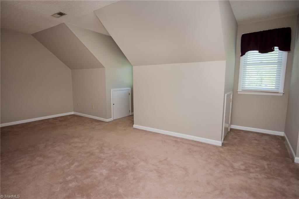 323 Canterbury Road High Point, NC 27262 - Photo 24 of 30 Gallery Image 24