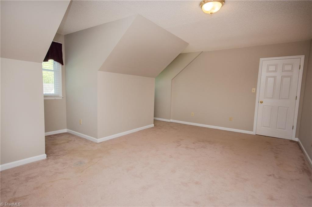 323 Canterbury Road High Point, NC 27262 - Photo 26 of 30 Gallery Image 26