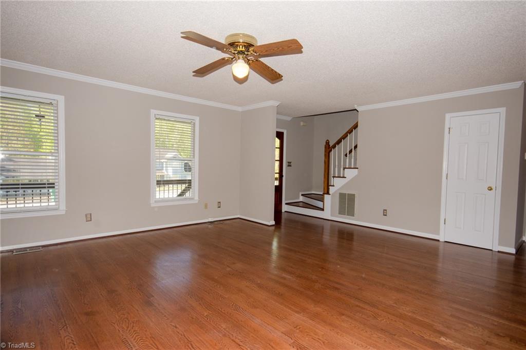 323 Canterbury Road High Point, NC 27262 - Photo 5 of 30 Gallery Image 5