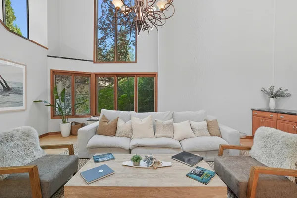 $3,900,000 | 5144 South Seeweewana Court, Harrison, ID 83833