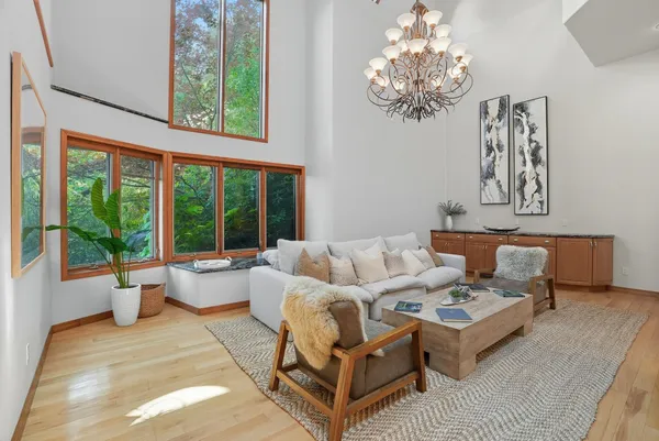 $3,900,000 | 5144 South Seeweewana Court, Harrison, ID 83833