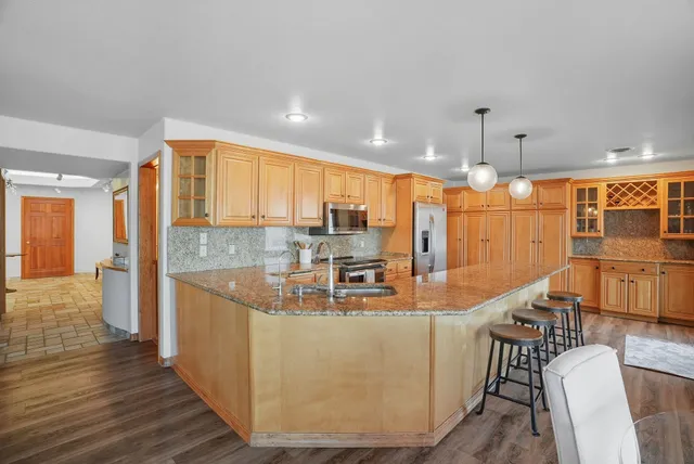 $3,900,000 | 5144 South Seeweewana Court, Harrison, ID 83833