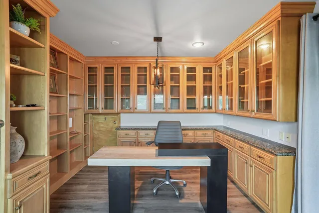 $3,900,000 | 5144 South Seeweewana Court, Harrison, ID 83833