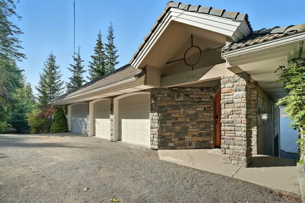 $3,900,000 | 5144 South Seeweewana Court, Harrison, ID 83833