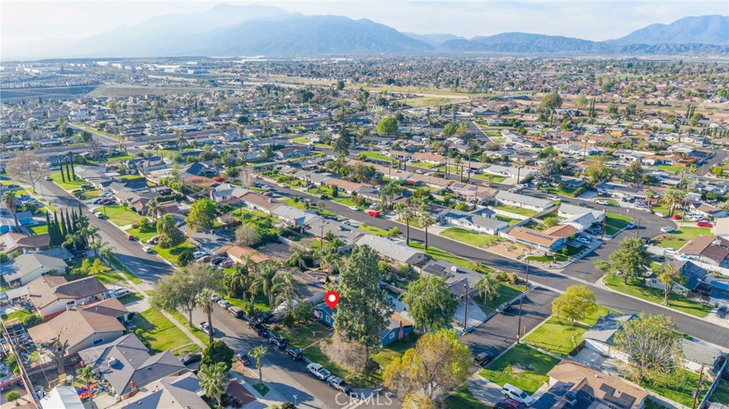 19450 Woodhill Street Rialto, CA 92376 - Photo 47 of 51 an aerial view of multiple house