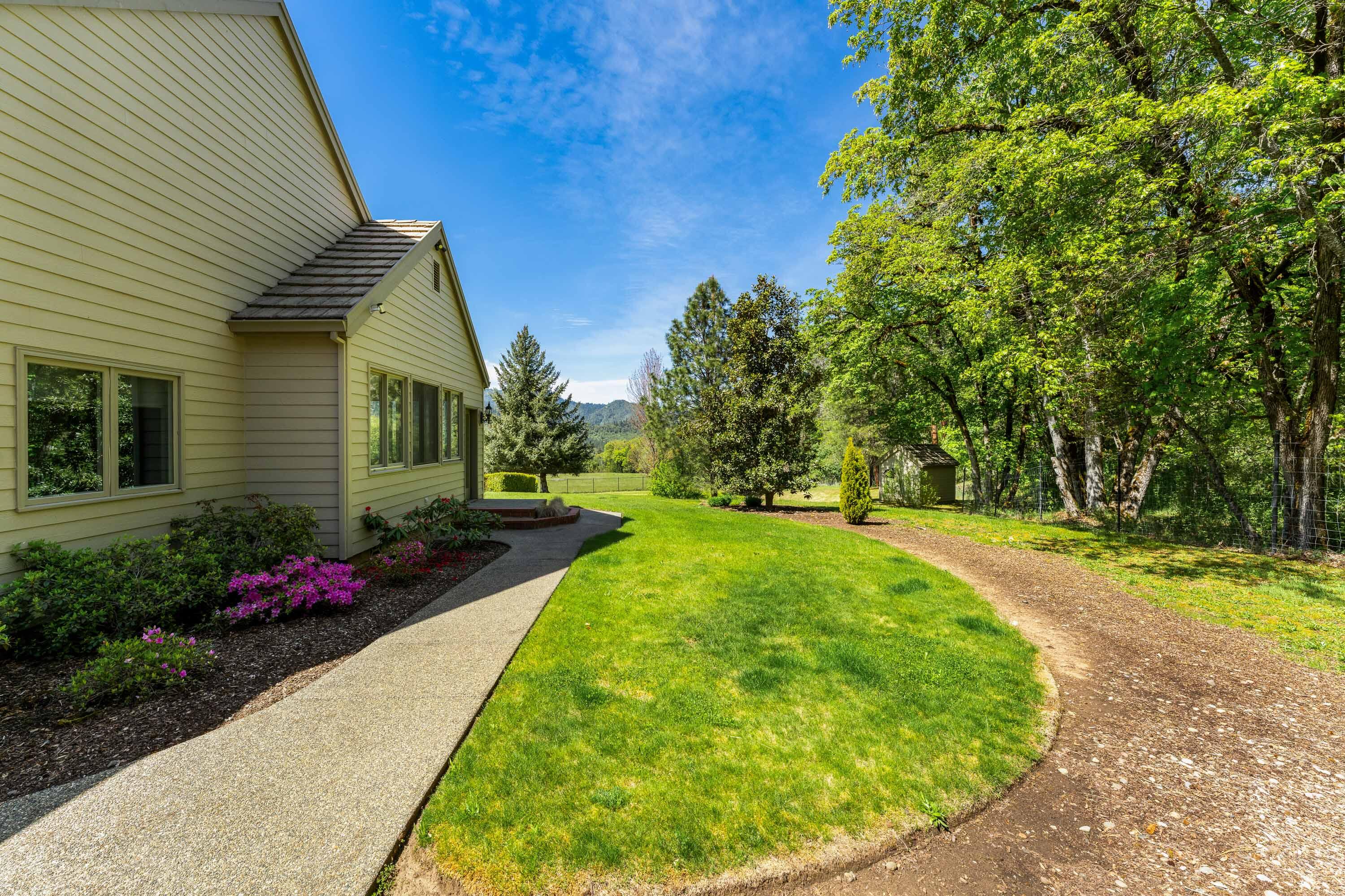 3396 Foots Creek Road Gold Hill, OR 97525 - Photo 79 of 92 33-A_EXT (20 of 26)