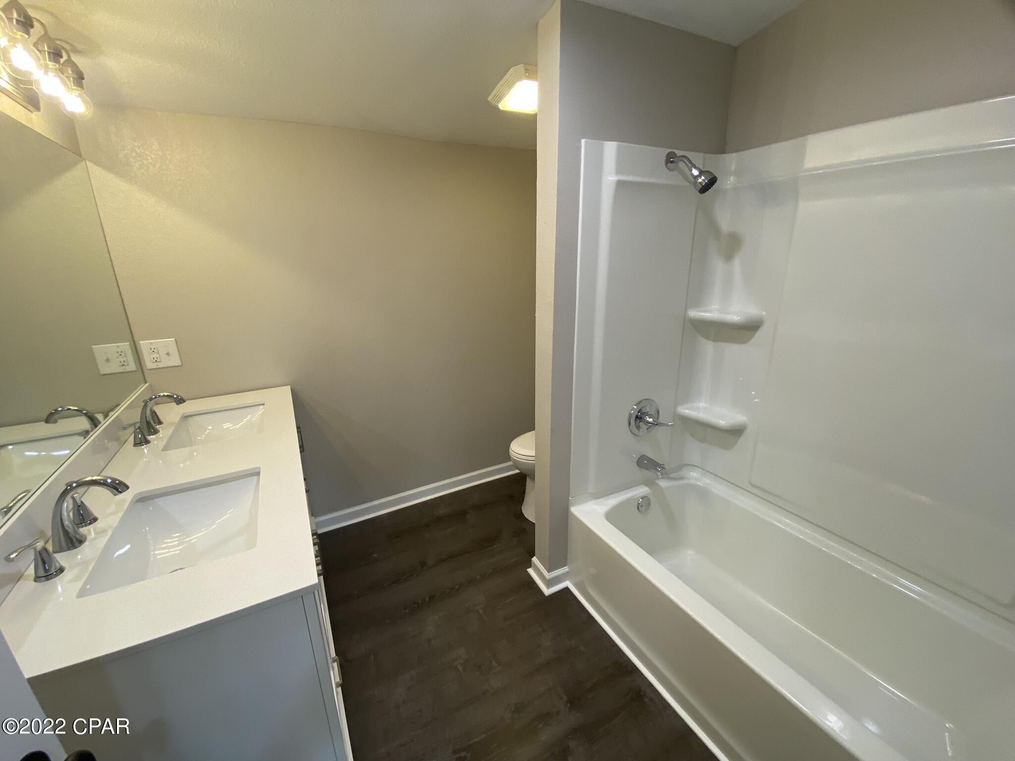 8243 Shady Grove Road Grand Ridge, FL 32442 - Photo 20 of 39 Gallery Image 20
