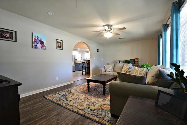 $1,950 | 4903 17th Street, Lubbock, TX 79416