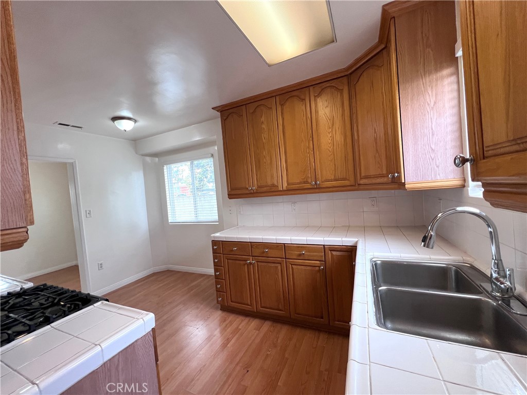 701 Center Street El Segundo, CA 90245 - Photo 5 of 17