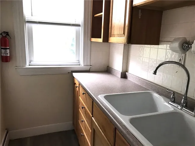 $1,750 | Mount Pleasant, Providence, RI 02909