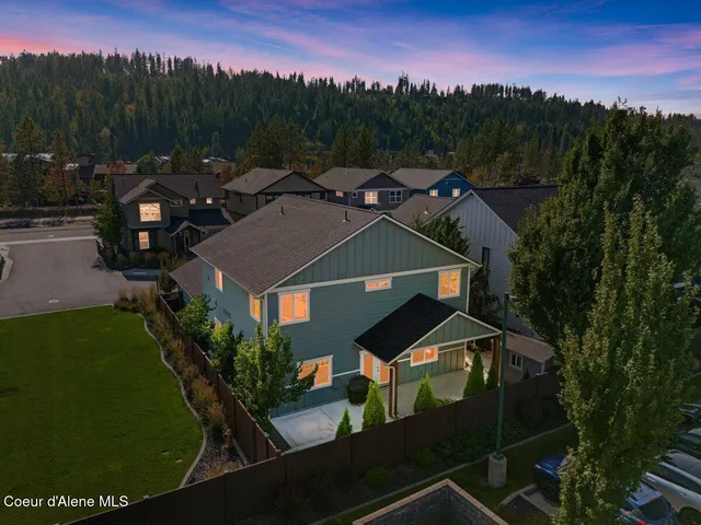 $1,025,000 | 1841 West Felton Drive, Coeur D'Alene, ID 83814