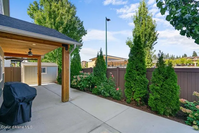 $1,025,000 | 1841 West Felton Drive, Coeur D'Alene, ID 83814