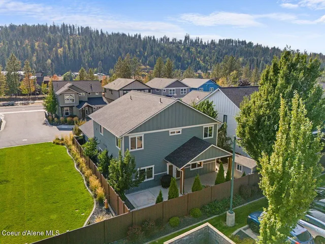 $1,025,000 | 1841 West Felton Drive, Coeur D'Alene, ID 83814