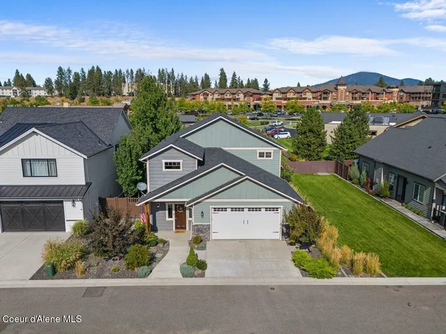 $1,025,000 | 1841 West Felton Drive, Coeur D'Alene, ID 83814