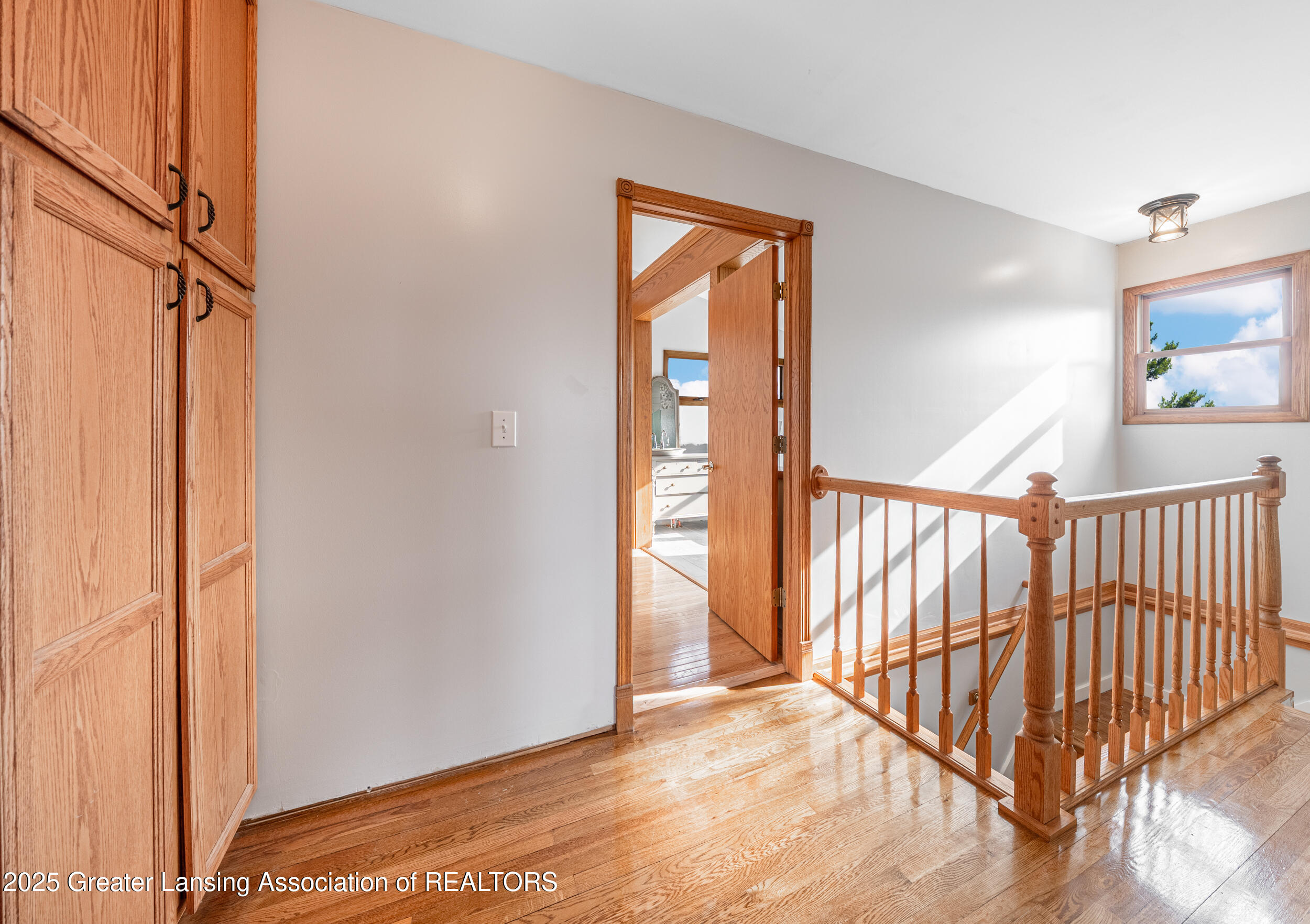 13577 Upton Road Bath, MI 48808 - Photo 13 of 43 Hallway