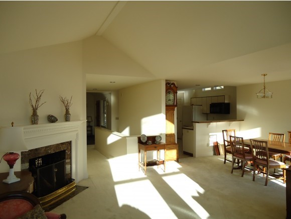29 Highland Ridge, Unit 29 New London, NH 03257 - Photo 11 of 19 Gallery Image 11