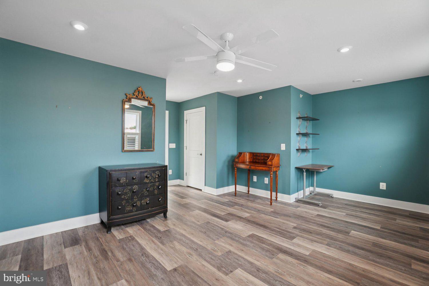 1641 Bandit Loop Reston, VA 20190 - Photo 23 of 48