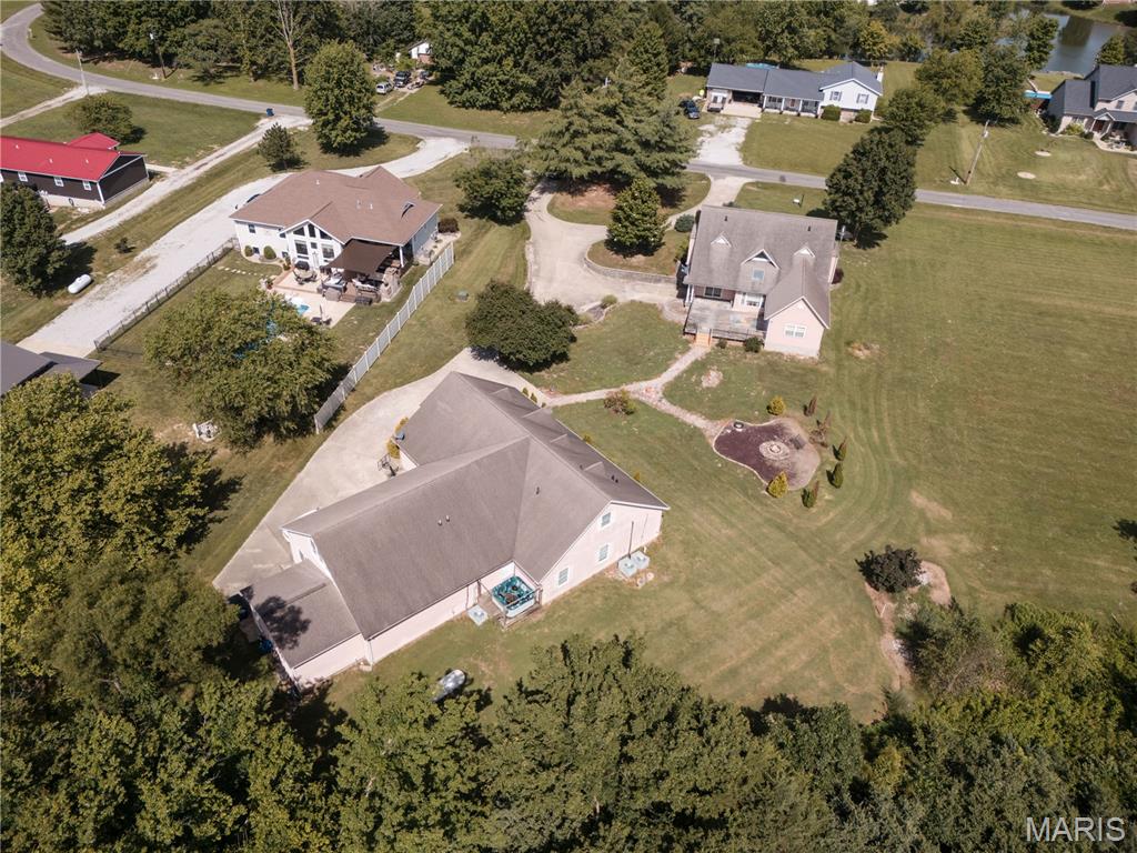 42 Hickory Road Nashville, IL 62263 - Photo 74 of 78