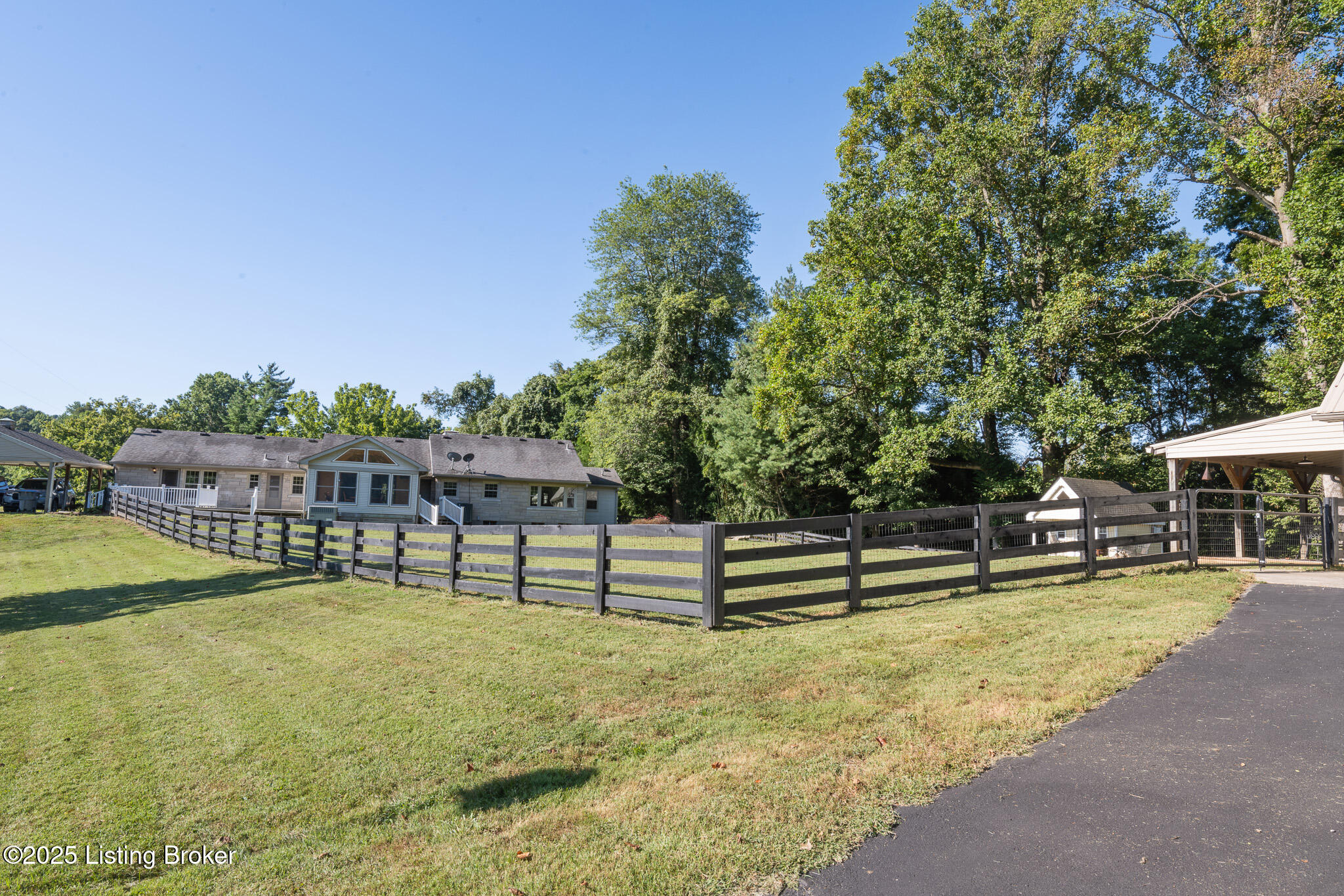 5607 Blevins Gap Road Louisville, KY 40272 - Photo 60 of 81 5607 Blevins Gap Rd-70