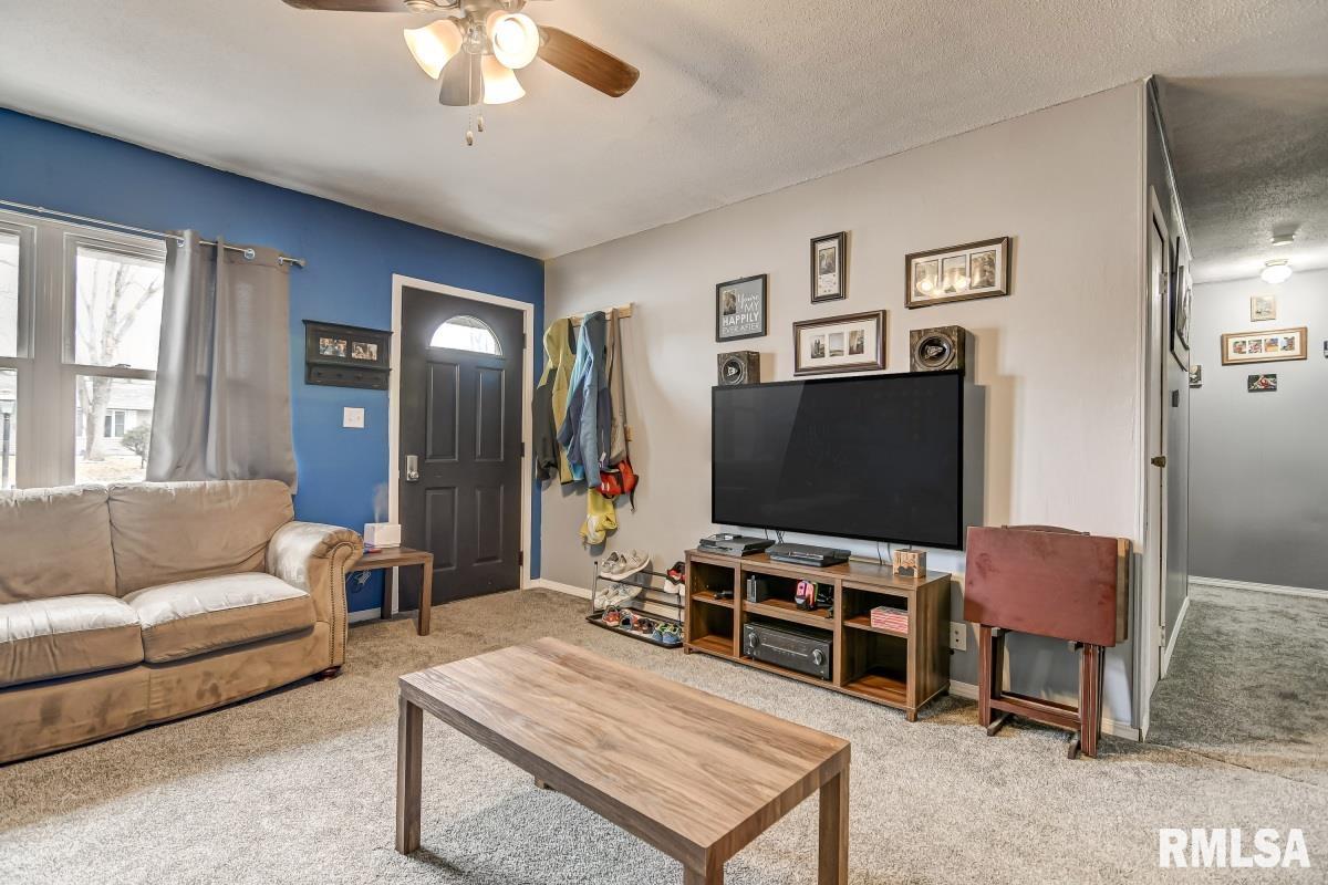 33 Westminster Road Chatham, IL 62629 - Photo 11 of 45 Gallery Image 11
