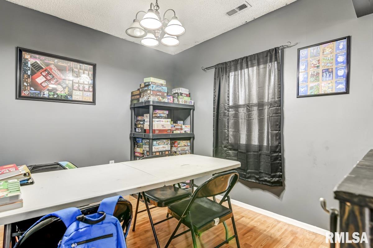 33 Westminster Road Chatham, IL 62629 - Photo 20 of 45 Gallery Image 20