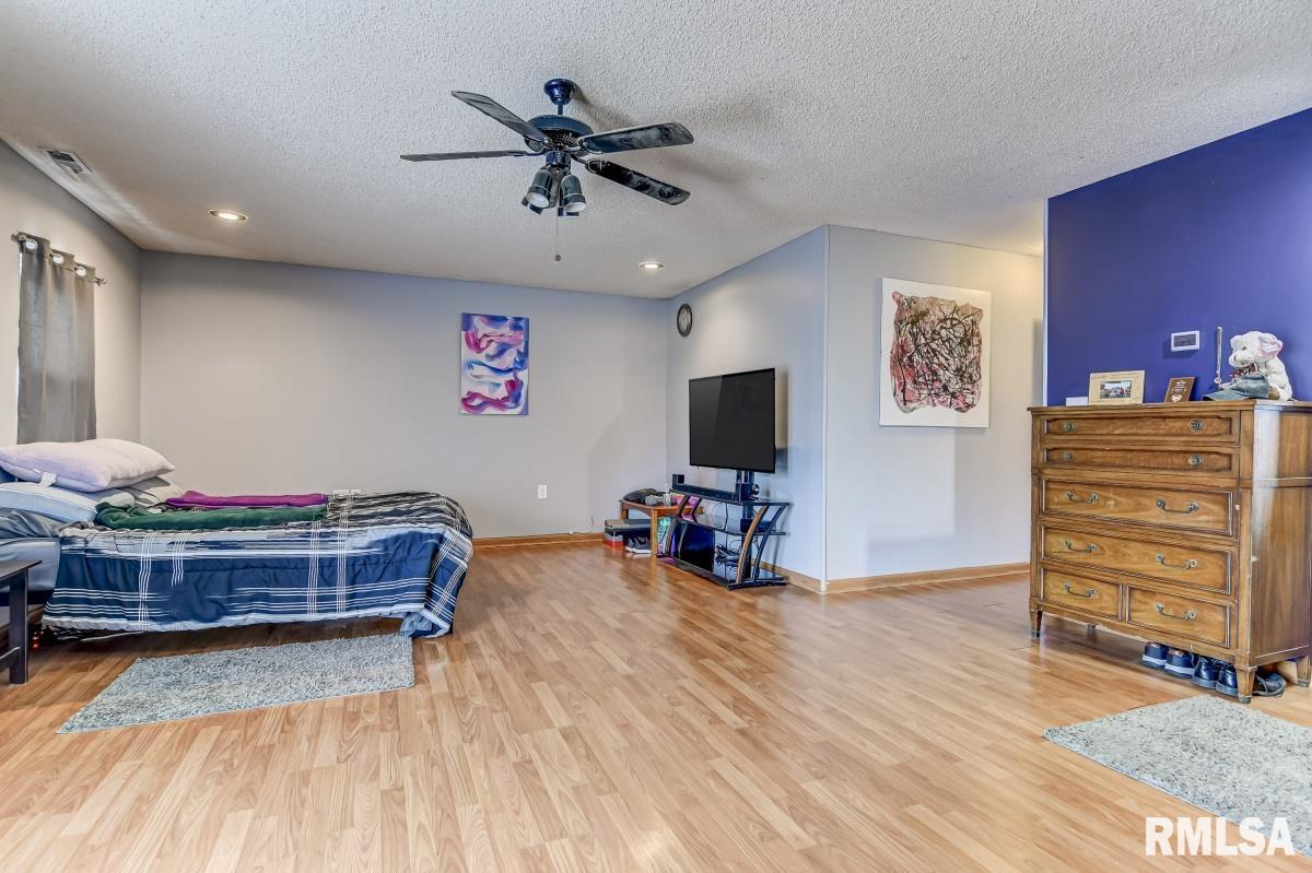 33 Westminster Road Chatham, IL 62629 - Photo 21 of 45 Gallery Image 21