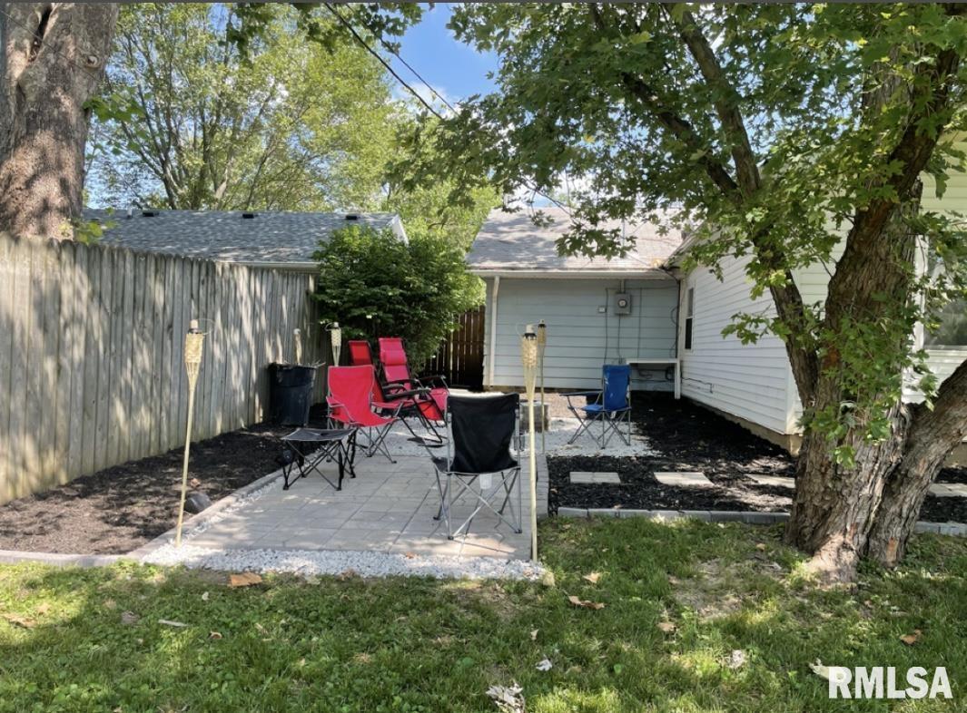 33 Westminster Road Chatham, IL 62629 - Photo 4 of 45 Gallery Image 4