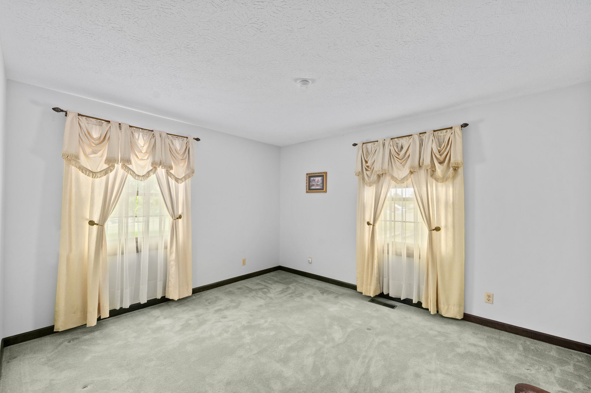 141 Jernigan Road Portland, TN 37148 - Photo 24 of 24 an empty room with windows