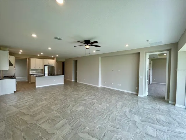 $2,600 | 5929 Oakhaven Lane, Palmetto, FL 34221